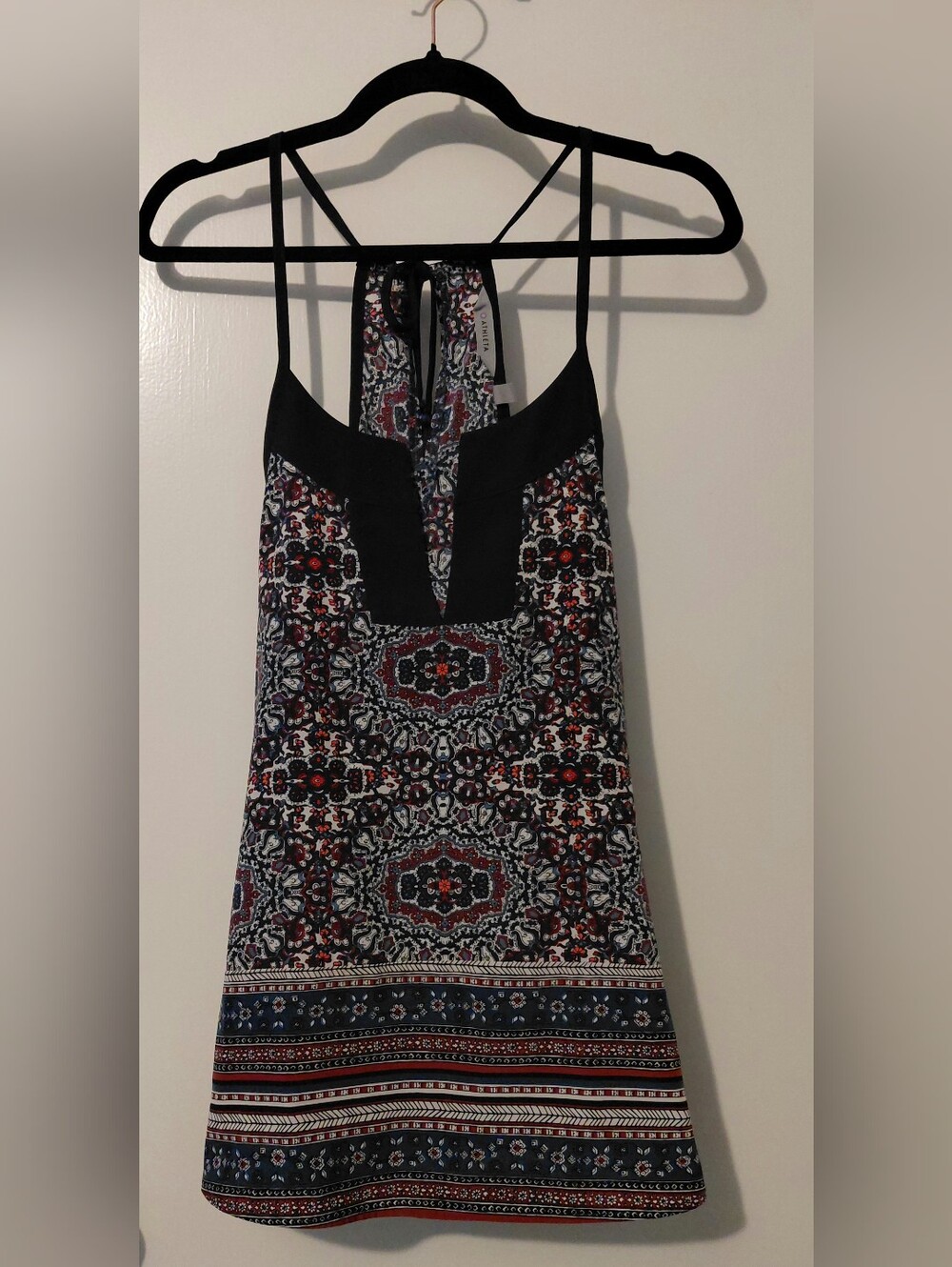 Athleta M Halter Medallion Dunes Split V-neckline Strappy Ties With Tassles